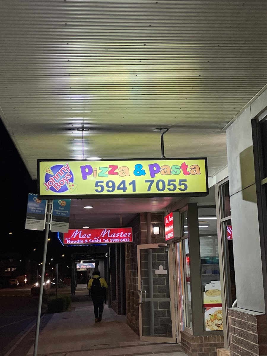 Johnny Boys Pizza - Pakenham